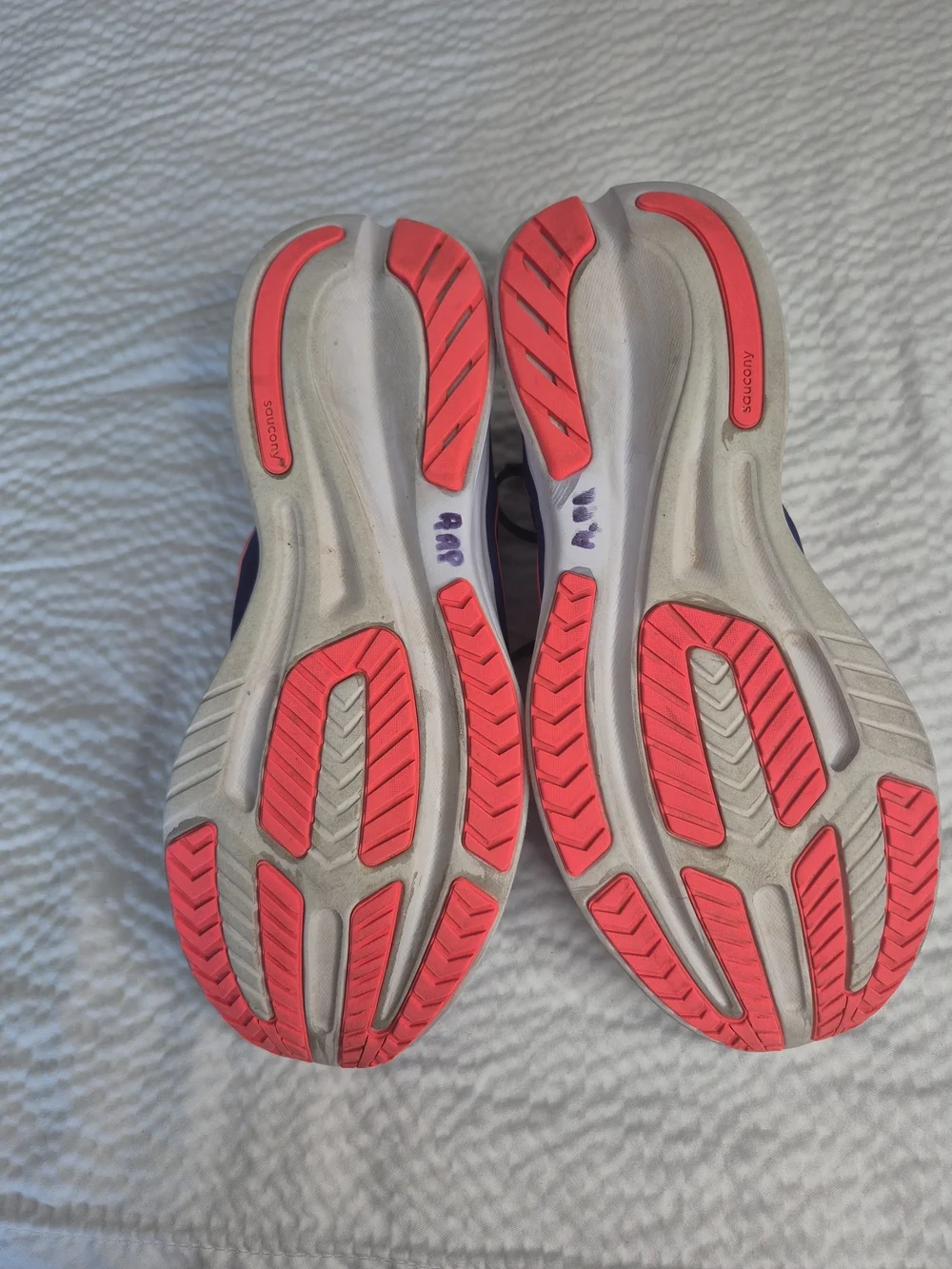 Saucony Ride 15 Mens Size 11.5W Running Shoes S20730-16 Wide Blue Pink Orange